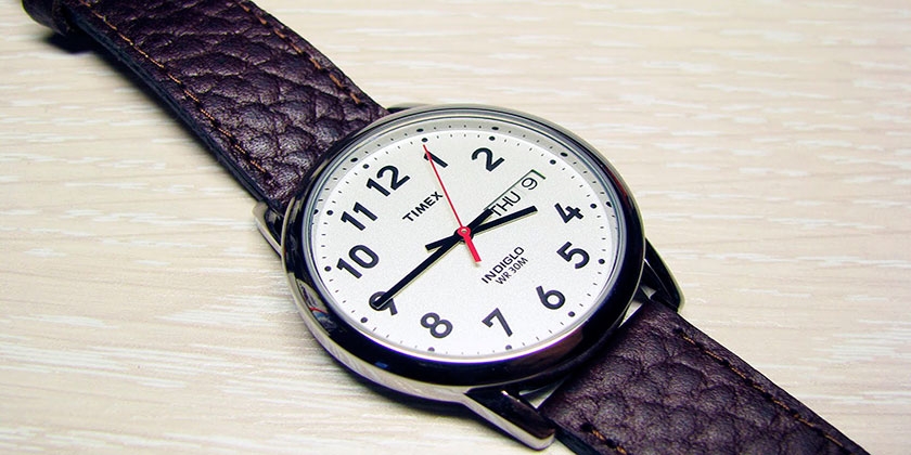 Превосходная классика в новом формате - часы Timex Easy Reader